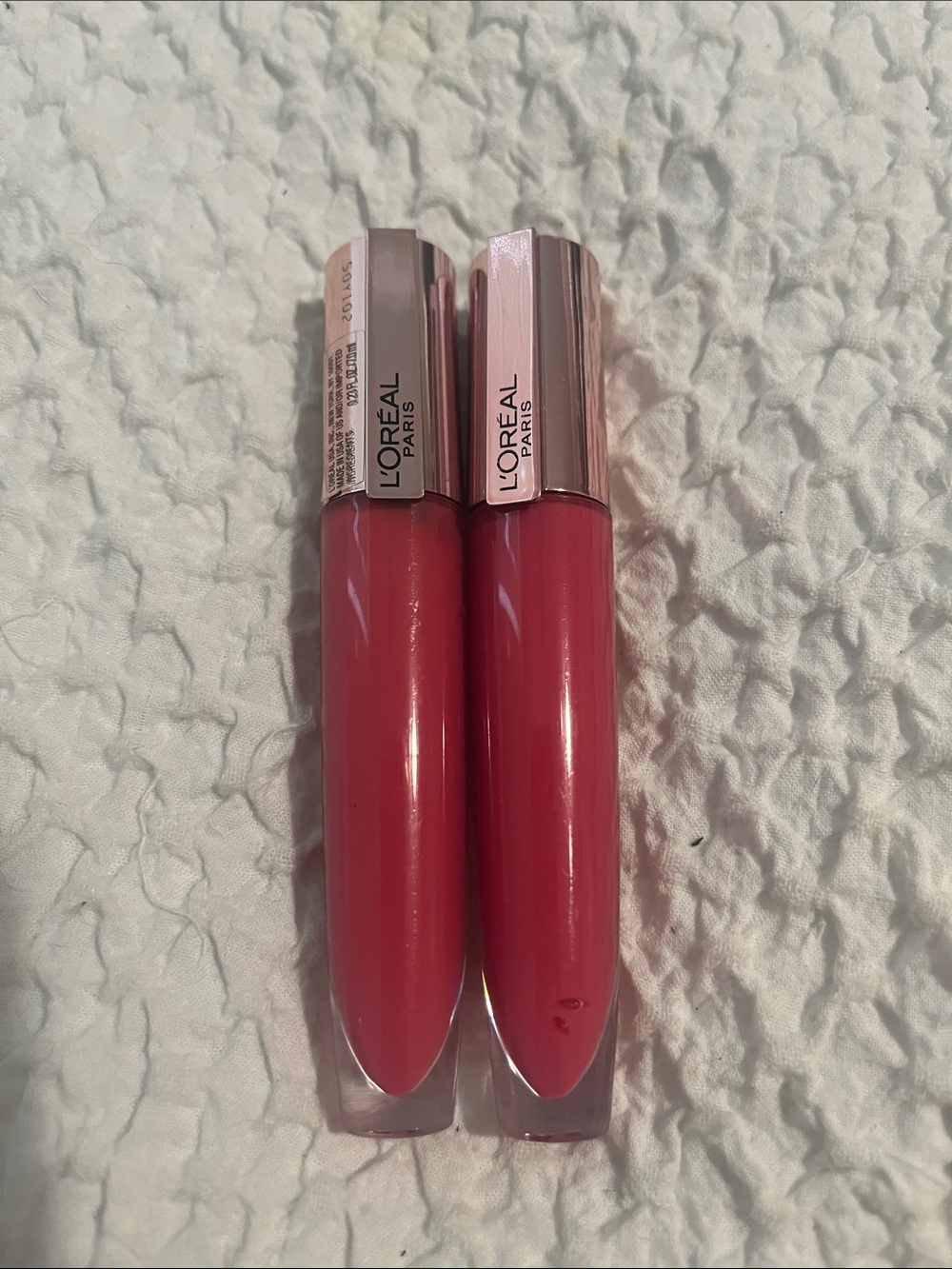 NWT L’Oréal Glow Paradise Lip Gloss 80 Sublime Magenta - Picture 1 of 3